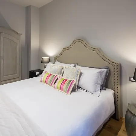 Il Duomo Luxury * 피에트라산타